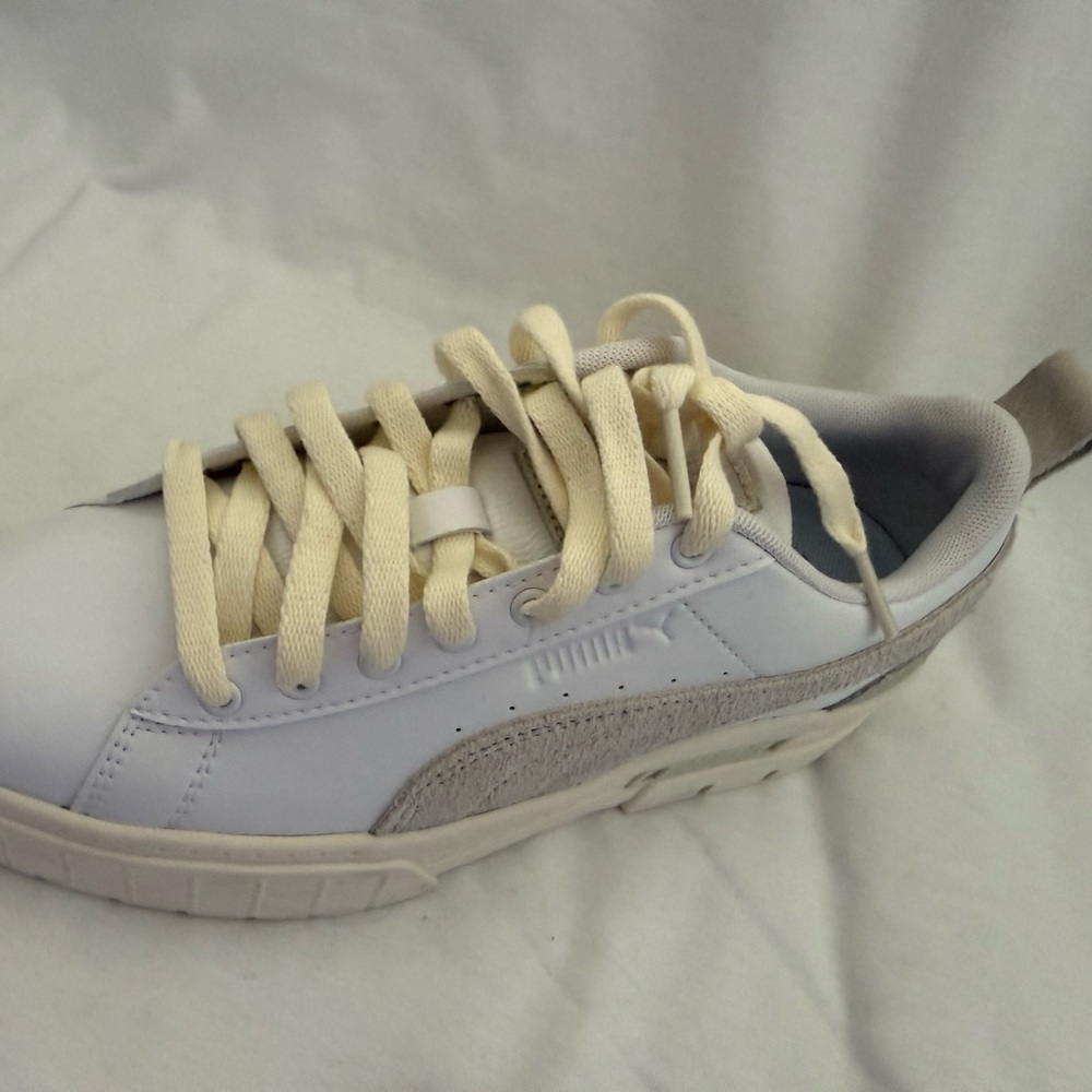 White and Cream PUMA Sneakers
